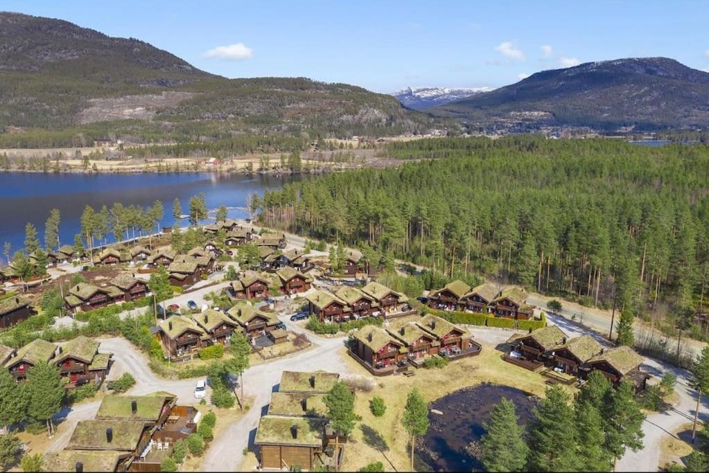 Tradisjonell Laftet Hytte Vrådal Eksteriør billede